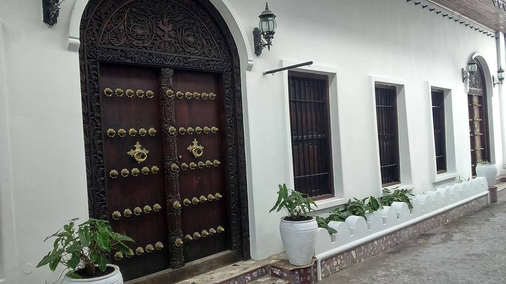 Tausi Palace Hotel Zanzibar Exterior photo